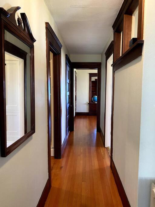 Historic Downtown Riverview Flat, No. 2 Astoria Exterior foto